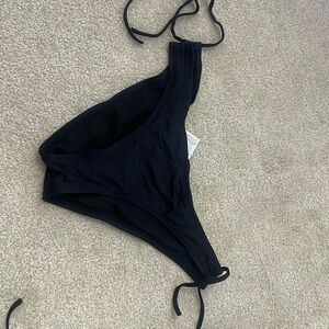Black target bikini bottoms just don’t wear